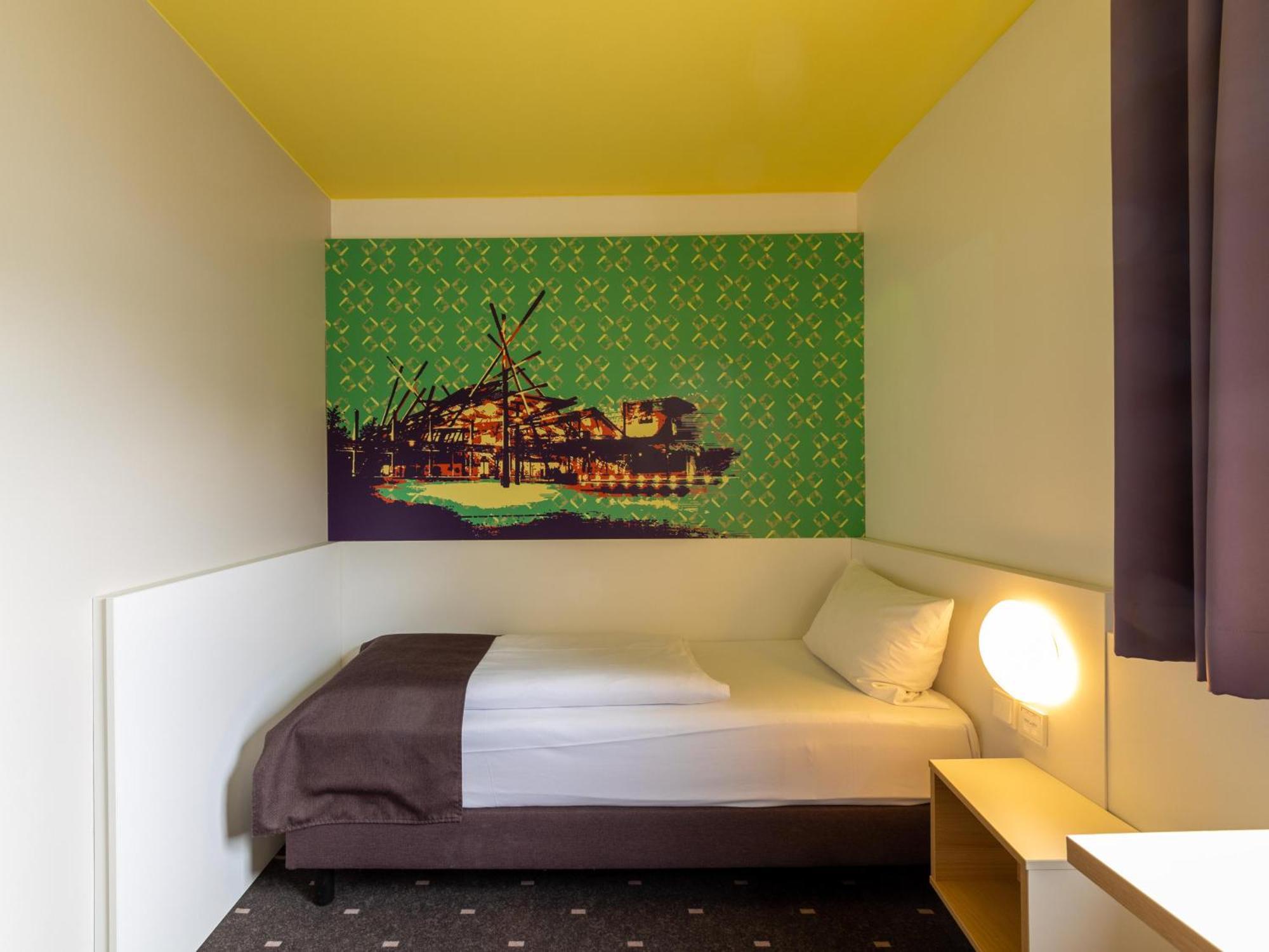 B&B Hotel Oberhausen Am Centro Luaran gambar